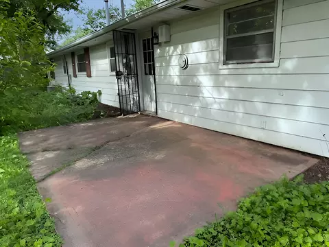 Exterior - 3533 Ashland Ave, Steger, IL 60475 photo 3 of 7