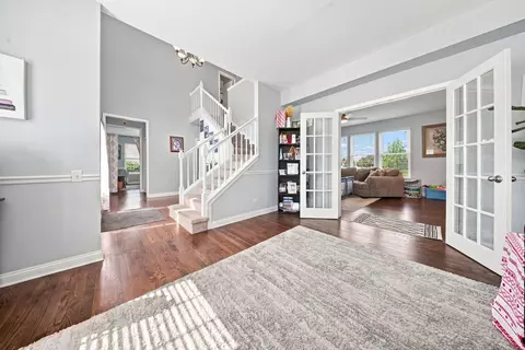 Entry Way - 4050 Bunker Hill Dr, Algonquin, IL 60102 photo 1 of 7