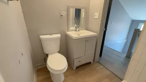 Bath - 10939 S Normal Ave, Chicago, IL 60628 photo 1 of 1