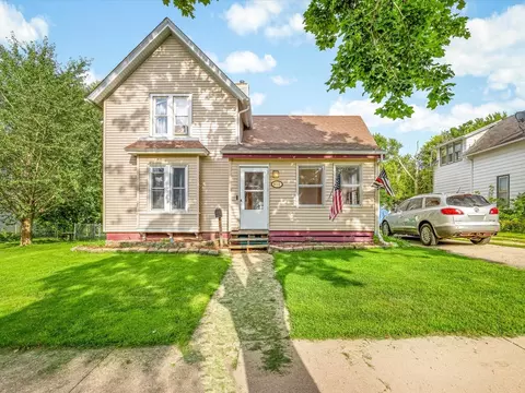 810 Union Ave, Belvidere, IL 61008