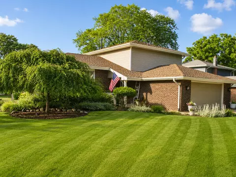 8708 W 144th St, Orland Park, IL 60462
