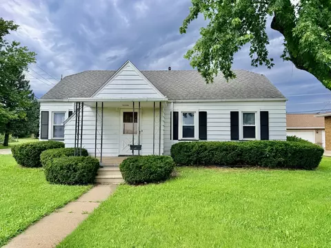 800 E 12th St, Streator, IL 61364