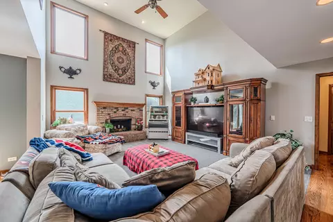 Living - 24701 Hanover Ct, Plainfield, IL 60585 photo 3 of 4