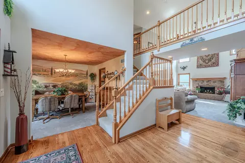 Entry Way - 24701 Hanover Ct, Plainfield, IL 60585 photo 2 of 4