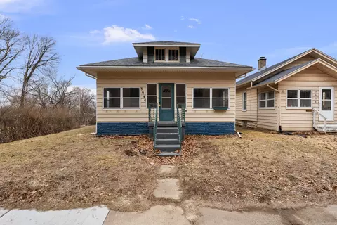3940 12th St, Rock Island, IL 61201