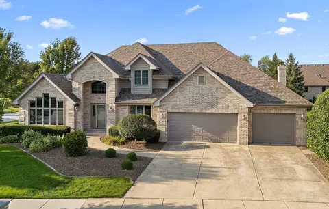 10908 Deer Point Dr, Orland Park, IL 60467