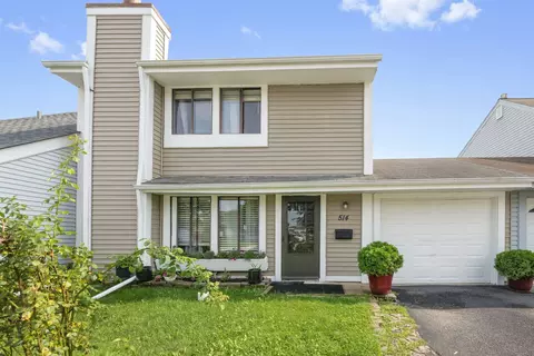 514 Gardiner Ct, Romeoville, IL 60446