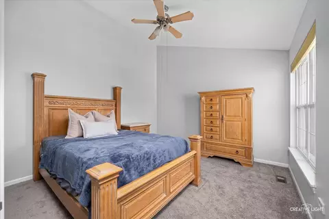 Bedroom - 1123 Pine Valley Ct, Elgin, IL 60124 photo 2 of 3