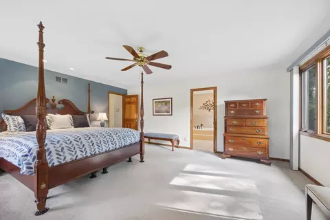 Bedroom - 8648 Wedgewood Dr, Burr Ridge, IL 60527 photo 5 of 5