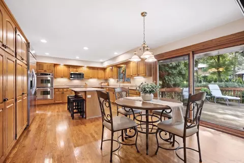 Kitchen - 8648 Wedgewood Dr, Burr Ridge, IL 60527 photo 1 of 2