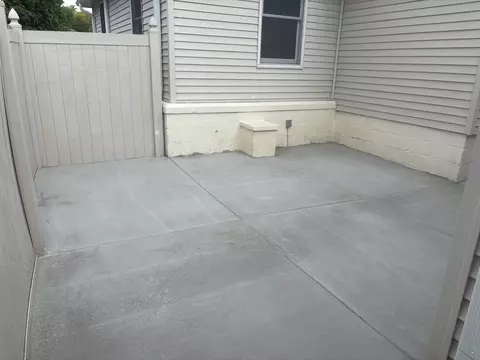Exterior - 527 E 17th St, Lockport, IL 60441 photo 3 of 3