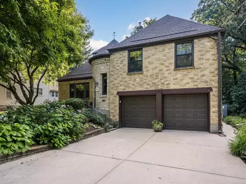 Exterior - 1170 Logan Ave, Elgin, IL 60120 photo 2 of 7
