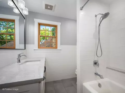 Bath - 1170 Logan Ave, Elgin, IL 60120 photo 1 of 2