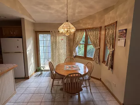 Dining - 3940 Gloucester Dr, Crete, IL 60417 photo 1 of 3