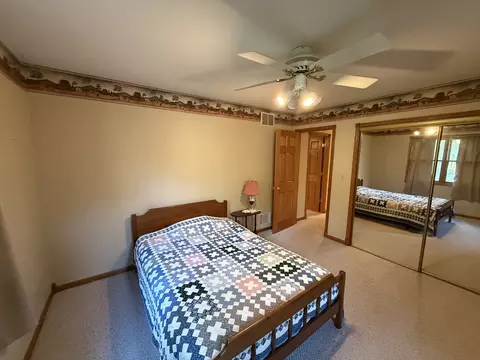 Bedroom - 3940 Gloucester Dr, Crete, IL 60417 photo 3 of 6