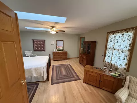 Bedroom - 3940 Gloucester Dr, Crete, IL 60417 photo 5 of 6