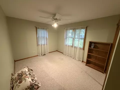 Bedroom - 3940 Gloucester Dr, Crete, IL 60417 photo 2 of 6
