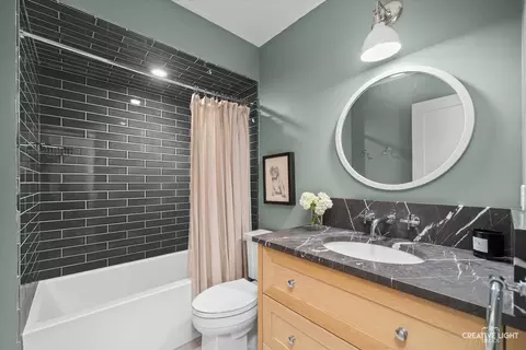 Bath - 5 N440 Derby Rd, Wayne, IL 60184 photo 7 of 7