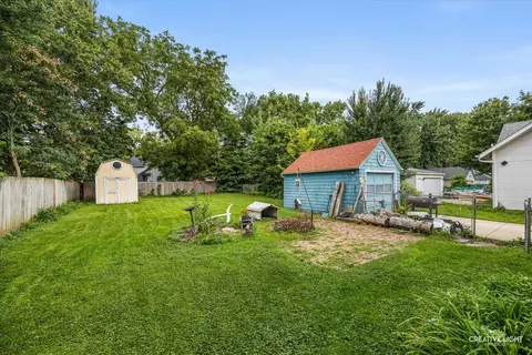 Exterior - Undisclosed, Aurora, IL 60506 photo 2 of 5