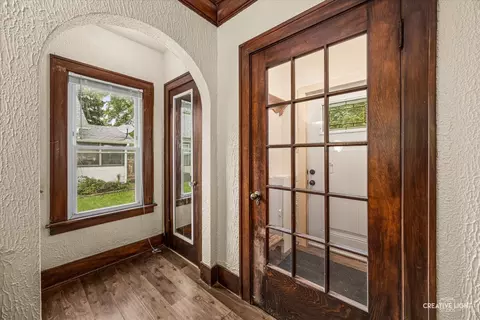 Entry Way - Undisclosed, Aurora, IL 60506 photo 1 of 1