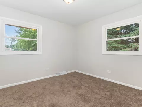 Bedroom - 23523 W Renwick Rd, Plainfield, IL 60544 photo 2 of 3