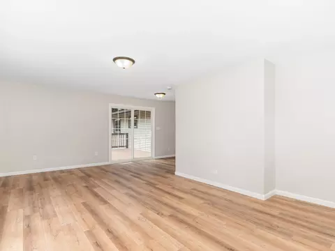 Living - 23523 W Renwick Rd, Plainfield, IL 60544 photo 7 of 8