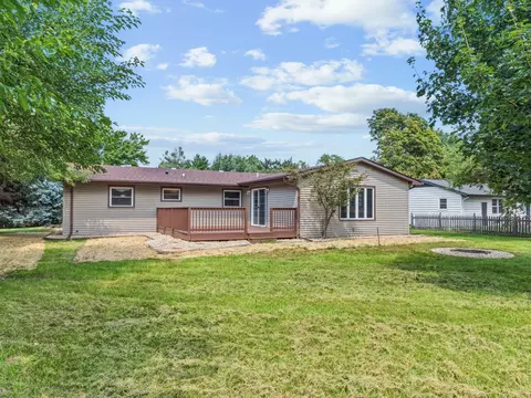 Exterior - 23523 W Renwick Rd, Plainfield, IL 60544 photo 3 of 4