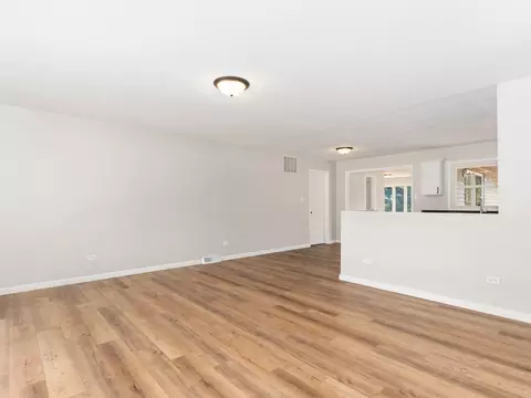 Living - 23523 W Renwick Rd, Plainfield, IL 60544 photo 4 of 8