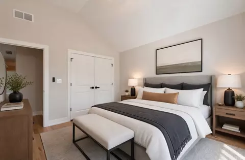Bedroom - 7948 W 74th St, Bridgeview, IL 60455 photo 5 of 8