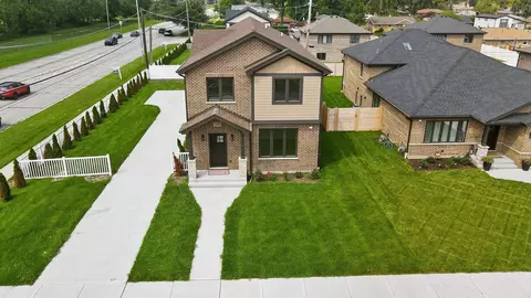 View/Area - 7948 W 74th St, Bridgeview, IL 60455 photo 3 of 4