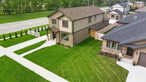 View/Area - 7948 W 74th St, Bridgeview, IL 60455 photo 4 of 4