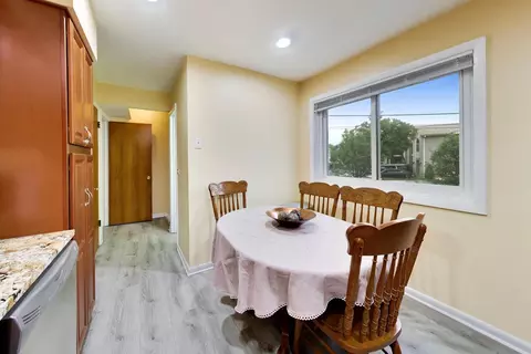 Dining - 8647 Gregory Ln, Des Plaines, IL 60016 photo 3 of 3