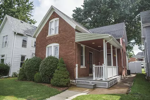 1208 N 9th St, Quincy, IL 62301