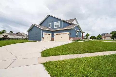 Exterior - 3601 Napa Ln, Normal, IL 61761 photo 8 of 8