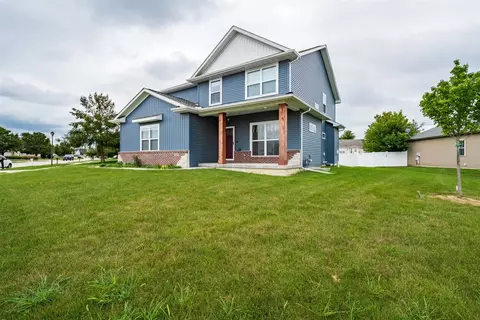 Exterior - 3601 Napa Ln, Normal, IL 61761 photo 3 of 8