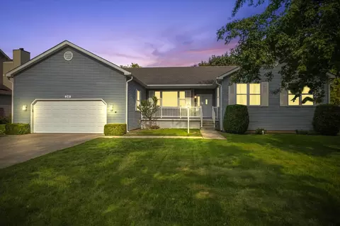 341 Old Darby Ln, Winthrop Harbor, IL 60096