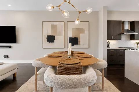 Dining - 729 W 15th St, Chicago, IL 60607 photo 2 of 3