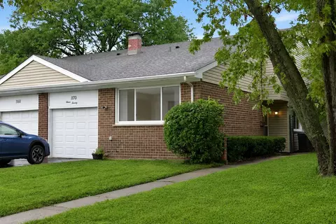 1170 Heather Ln #0, Glen Ellyn, IL 60137