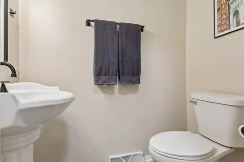 Bath - 936 E 84th Pl #A, Chicago, IL 60619 photo 3 of 3