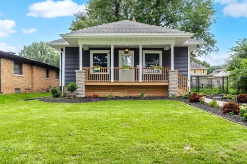 1107 W 16th St, Davenport, IA 52804