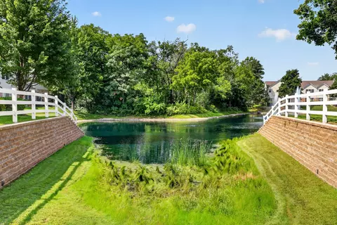 View/Area - 140 Bay Dr, Itasca, IL 60143 photo 8 of 10