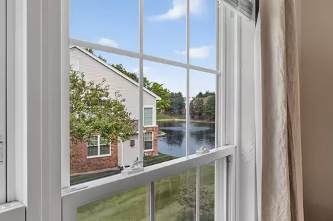 View/Area - 140 Bay Dr, Itasca, IL 60143 photo 1 of 10