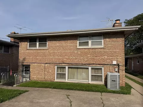 Exterior - 10952 S Emerald Ave, Chicago, IL 60628 photo 2 of 5