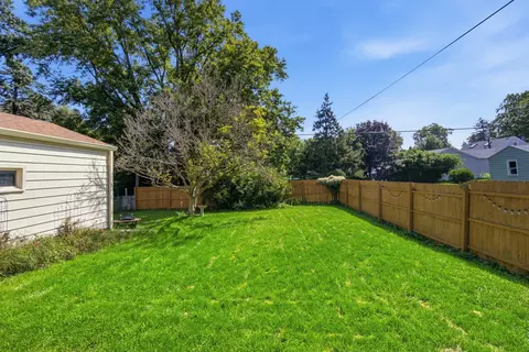 Exterior - 121 S Commonwealth Ave, Elgin, IL 60123 photo 4 of 6
