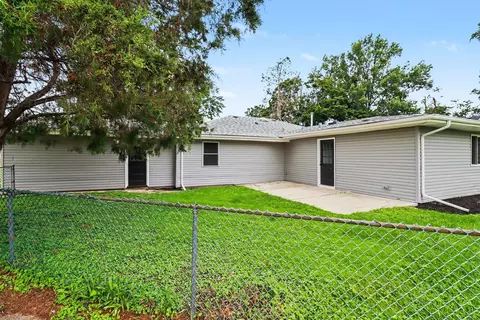 Exterior - 14601 Hamlin Ave, Midlothian, IL 60445 photo 2 of 3