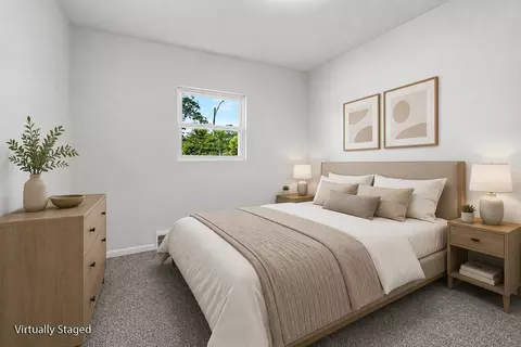 Bedroom - 14601 Hamlin Ave, Midlothian, IL 60445 photo 4 of 6