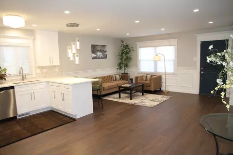 Living - 9042 S Emerald Ave, Chicago, IL 60620 photo 2 of 8
