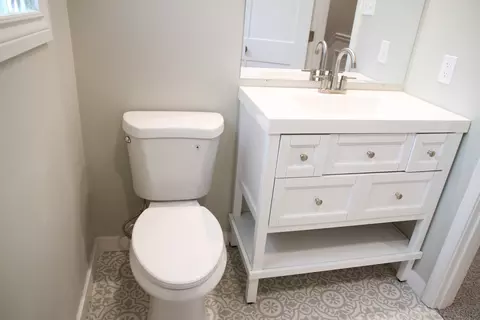 Bath - 9042 S Emerald Ave, Chicago, IL 60620 photo 3 of 5