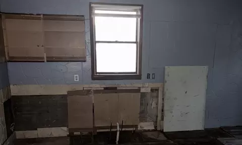 Kitchen - 337 N 6th Ave, Kankakee, IL 60901 photo 1 of 1