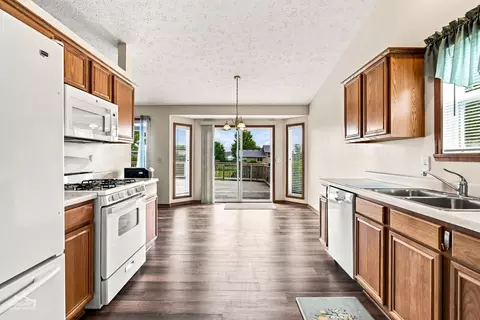 Kitchen - 235 Sundance Trl, Capron, IL 61012 photo 4 of 4